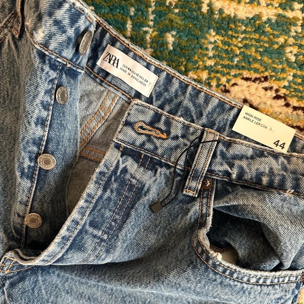 Zara jeans